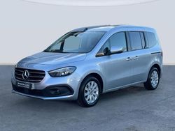 Gris plata Usado 2022 Mercedes T180 Monovolumen | 28.975 € (Precio justo)