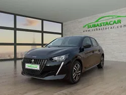 Negro Usado 2023 Peugeot 208 Active Utilitario | 11.198 €