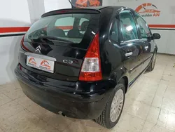 Negro Usado 2008 Citroën C3 Exclusive Utilitario | 4000 € (Precio justo)