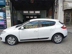 Blanco Usado 2012 Renault Mégane III Expression Berlina | 6500 € (Precio justo)