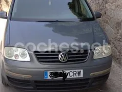 Gris / plata Usado 2004 VW Touran Trendline Monovolumen | 3900 € (Precio justo)