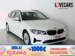 Blanco Usado 2021 BMW 318 Comfort Edition Familiar | 23.900 € (Precio justo)