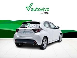 Blanco Usado 2024 Mazda 2 Exclusive-Line Berlina | 20.300 € (Precio justo)
