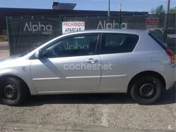 Gris / plata Usado 2004 Toyota Corolla Terra Berlina | 3250 € (Super precio)
