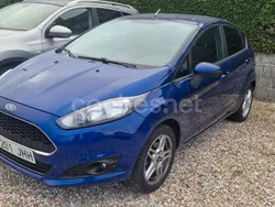 Azul Usado 2015 Ford Fiesta Trend Utilitario | 3999 €