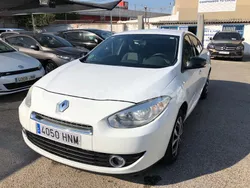 Blanco Usado 2013 Renault Fluence Dynamique Berlina | 4000 € (Precio justo)