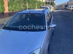 Blanco Usado 2000 Ford Focus Ghia Familiar | 2600 € (Caro)