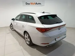 Blanco Usado 2024 Seat Leon ST FR Familiar | 27.990 € (Un poco caro)