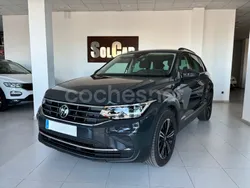 Gris / plata Usado 2020 VW Tiguan Life SUV | 29.990 € (Precio justo)