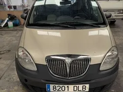 Usado 2005 Lancia Musa Monovolumen | 2750 €
