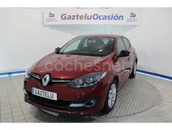 Rojo Usado 2015 Renault Mégane III Business Berlina | 12.400 € (Caro)