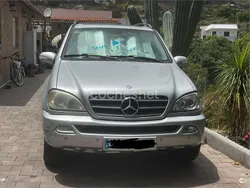 Gris / plata Usado 2002 Mercedes ML270 SUV | 6500 € (Caro)