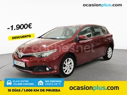 Rojo Usado 2019 Toyota Auris Active Berlina | 13.200 € (Precio justo)