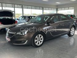 Gris / plata Usado 2015 Opel Insignia Excellence Berlina | 8900 € (Precio justo)