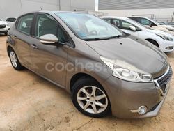 Marrón Usado 2013 Peugeot 208 Access Utilitario | 6999 € (Un poco caro)