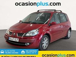 Rojo Usado 2009 Renault Scénic Evolution Monovolumen | 4690 €