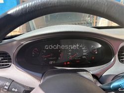 Verde Usado 1997 Hyundai Lantra GLS Berlina | 1800 €