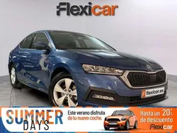 Azul Usado 2021 Skoda Octavia Sport Berlina | 14.190 €