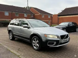 Gris / plata Usado 2008 Volvo XC70 Momentum SUV | 2900 €