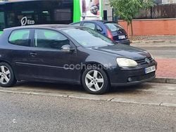 Negro Usado 2007 VW Golf V Sportline Berlina | 4900 € (Precio justo)