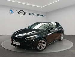 Negro Usado 2024 BMW 118 Comfort Edition Utilitario | 32.000 € (Precio justo)