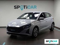 Gris Usado 2024 Hyundai i20 Utilitario | 16.400 € (Precio justo)