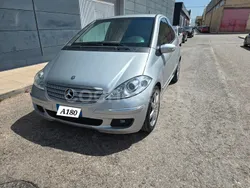 Gris / plata Usado 2007 Mercedes A180 Avantgarde Berlina | 3500 € (Buen precio)