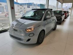 Celestial blue Usado 2020 Fiat 500e Icon Descapotable | 29.000 €