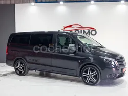 Gris / plata Usado 2022 Mercedes V200 Marco Polo Monovolumen | 44.900 €