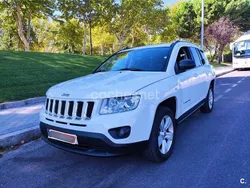 Blanco Usado 2012 Jeep Compass Limited SUV | 5300 € (Precio justo)