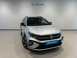 Gris / plata Usado 2024 VW Taigo R-line SUV | 28.995 € (Caro)