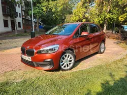 Granate Usado 2021 BMW 225 Active Tourer iPerformance Monovolumen | 15.999 € (Buen precio)