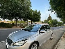 Gris / plata Usado 2014 Peugeot 308 Access Berlina | 7000 € (Precio justo)