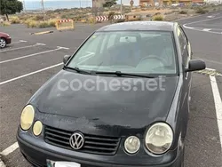 Negro Usado 2003 VW Polo Trendline Berlina | 1100 € (Buen precio)