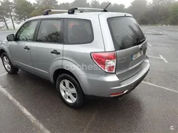 Gris / plata Usado 2012 Subaru Forester Sport SUV | 11.000 € (Precio justo)