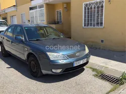 Azul Usado 2004 Ford Mondeo Futura Berlina | 1650 € (Precio justo)