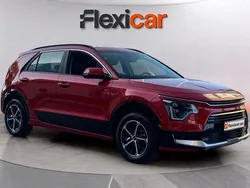 Rojo Usado 2024 Kia Niro 2 SUV | 23.490 € (Precio justo)