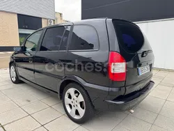 Negro Usado 2004 Opel Zafira Monovolumen | 3200 € (Un poco caro)