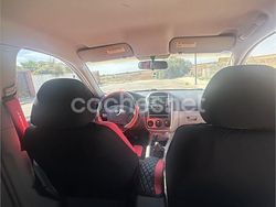 Gris / plata Usado 2005 Kia Cerato LX Berlina | 3500 € (Un poco caro)