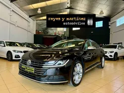 Negro Usado 2019 VW Arteon Elegance Coupe | 22.300 € (Un poco caro)