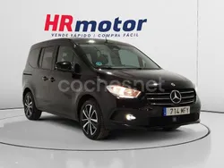 Negro Usado 2023 Mercedes T180 Monovolumen | 27.490 € (Precio justo)