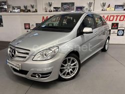 Gris / plata Usado 2010 Mercedes B180 Sport Edition Monovolumen | 7950 € (Precio justo)