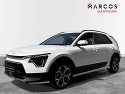 Blanco Usado 2023 Kia Niro SUV | 29.500 € (Caro)
