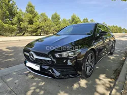 Negro Usado 2023 Mercedes CLA250 Shooting Brake Familiar | 47.000 €