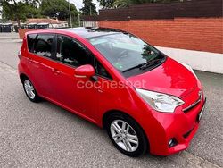 Granate Usado 2011 Toyota Urban Cruiser Active SUV | 6580 €