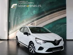 Blanco Usado 2023 Renault Clio V Equilibre Utilitario | 16.900 € (Un poco caro)