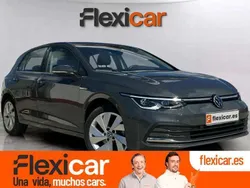 Gris Usado 2021 VW Golf VIII Style Berlina | 18.390 €