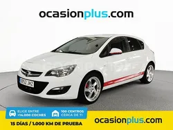 Blanco Usado 2015 Opel Astra Excellence Berlina | 7550 € (Buen precio)