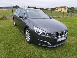 Gris / plata Usado 2015 Peugeot 508 Active Familiar | 7900 € (Precio justo)