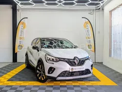 Blanco Usado 2024 Renault Captur Engineered SUV | 23.900 € (Precio justo)